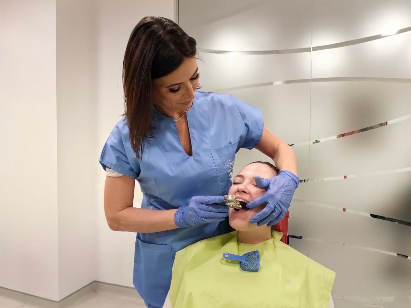 Stomatolog Novi Sad - TANJA DENTIST — about image